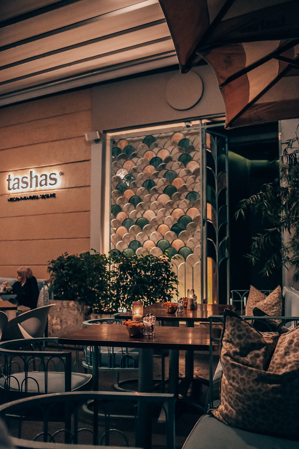 Tashas Restaurant