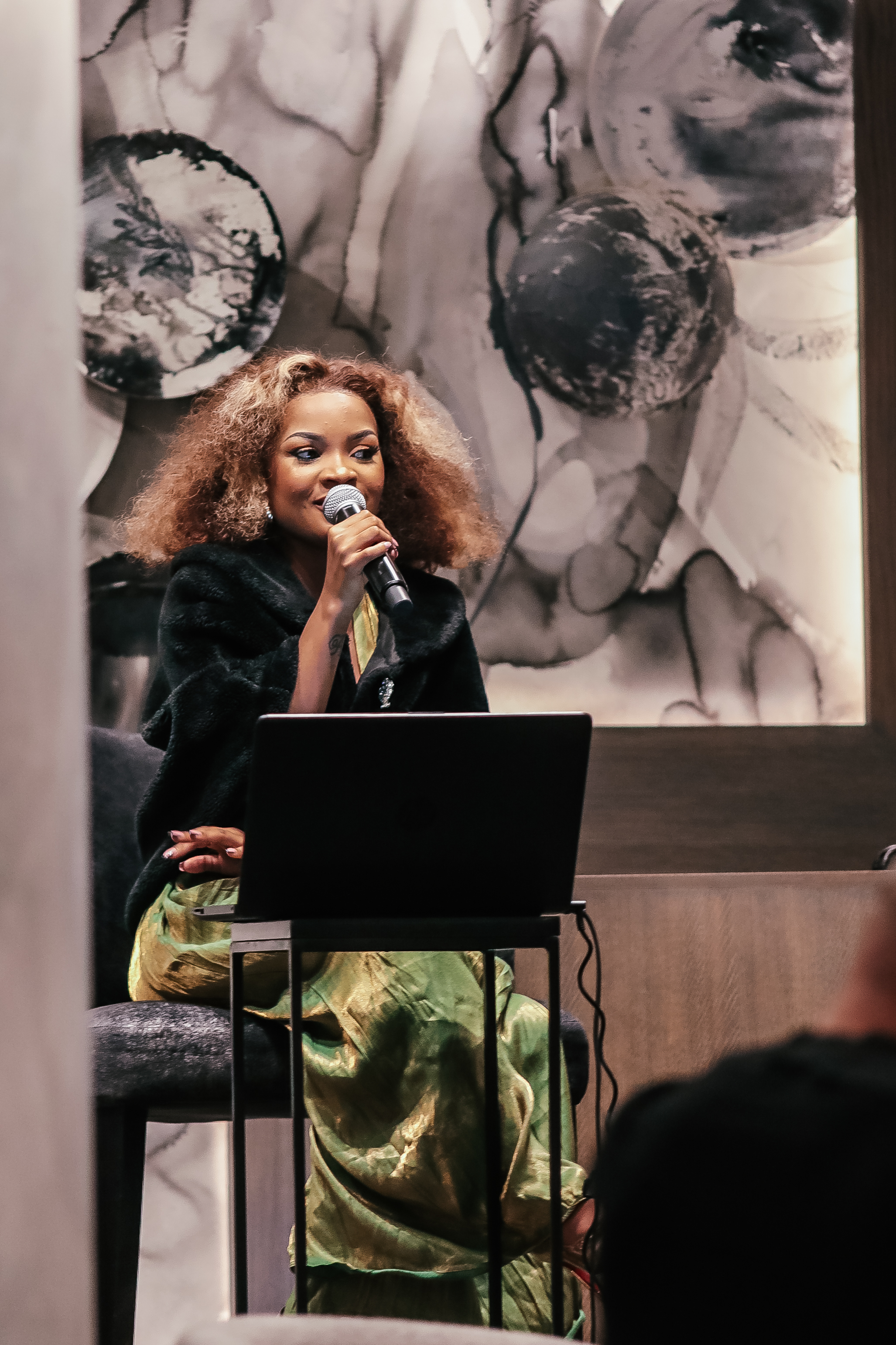 Signature Anita Muntuza