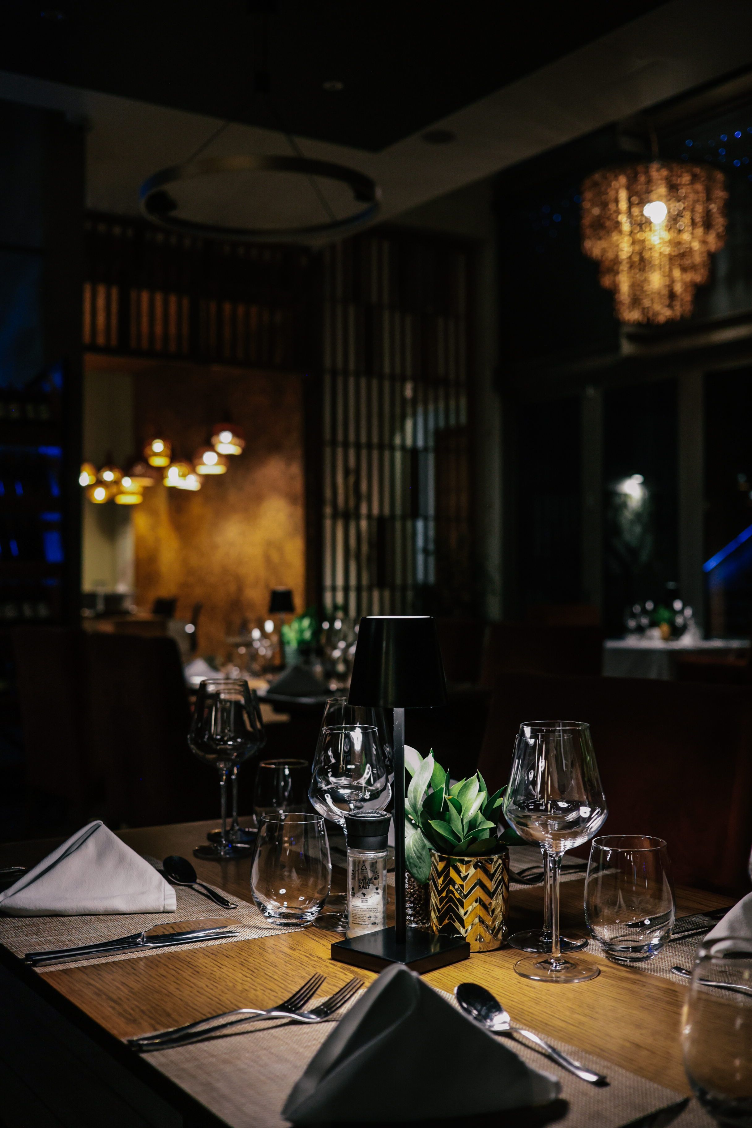 So Subtle Dinner Table